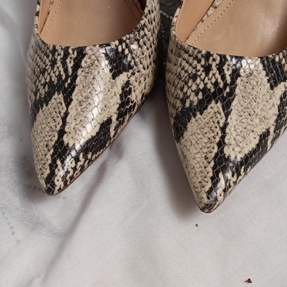 SCHUTZ Black and Cream Heels Snakeskin Print - Picture 8 of 9